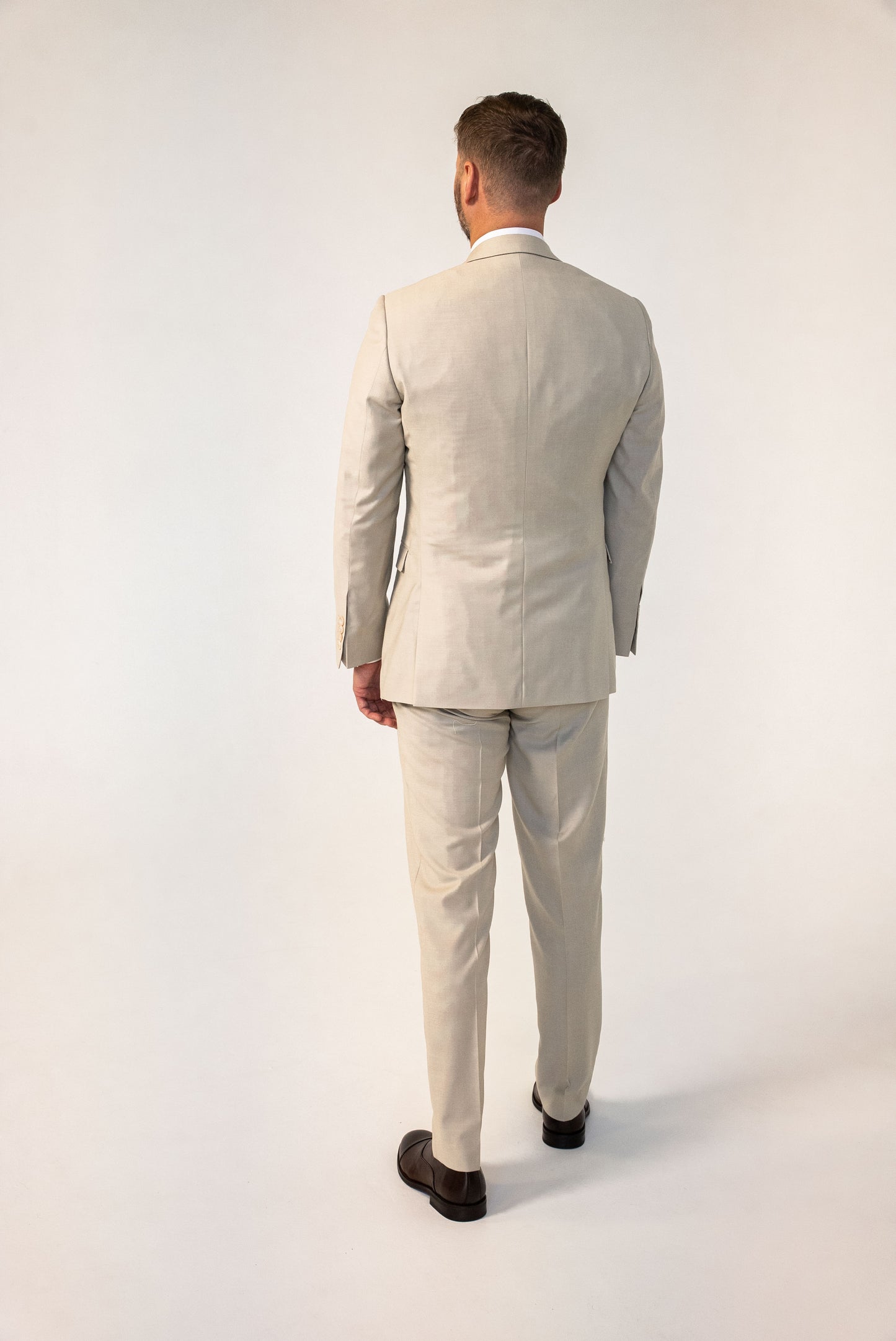 Beige jakkesæt