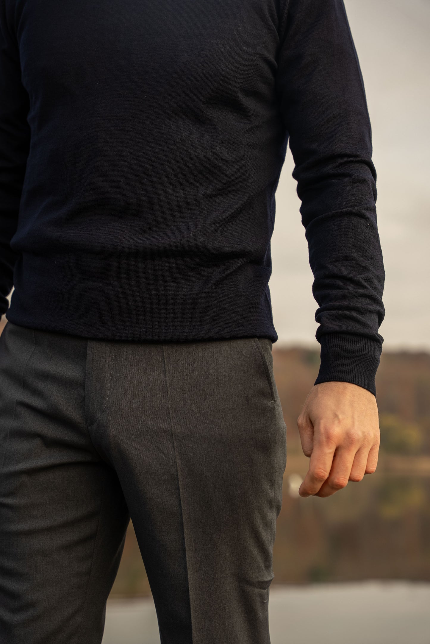 Marineblå striktrøje