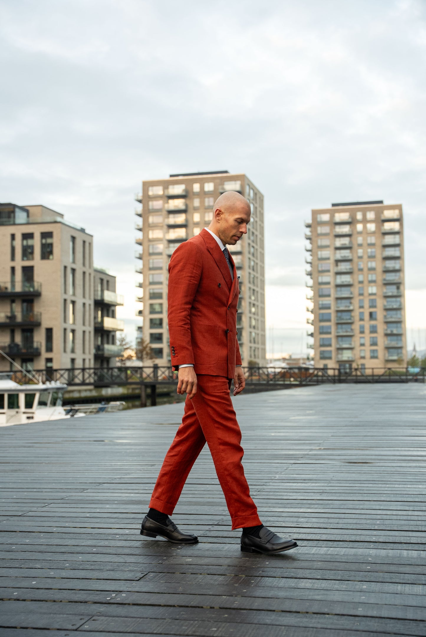 Aragon Sanguine Brown