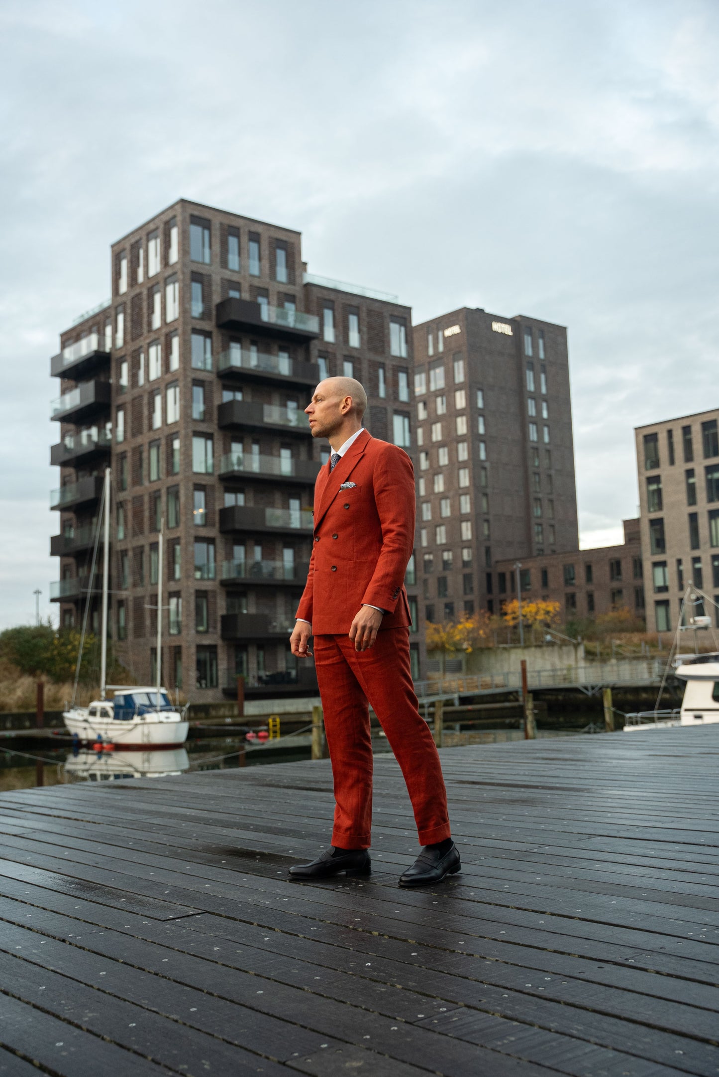 Aragon Sanguine Brown