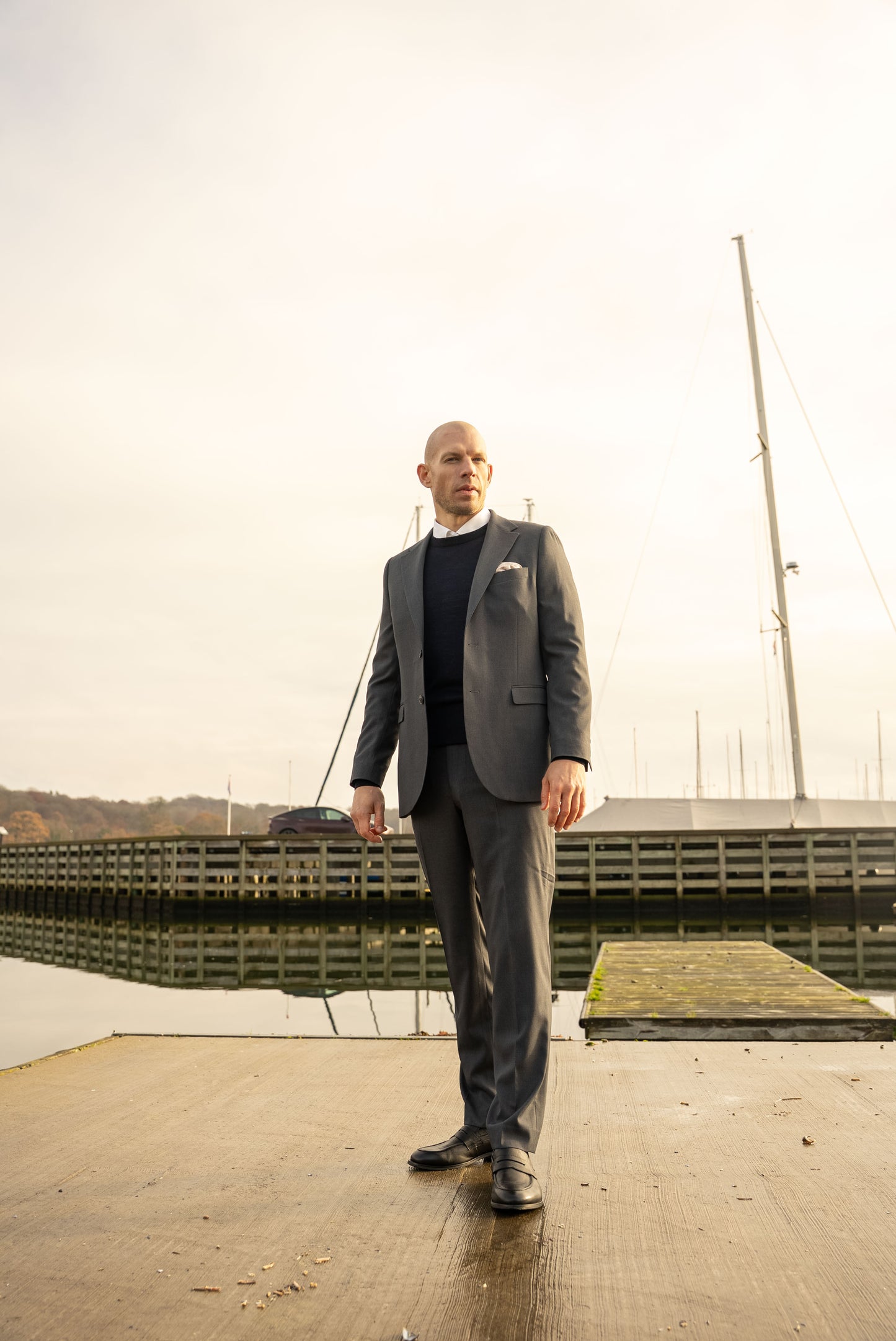 Marineblå striktrøje