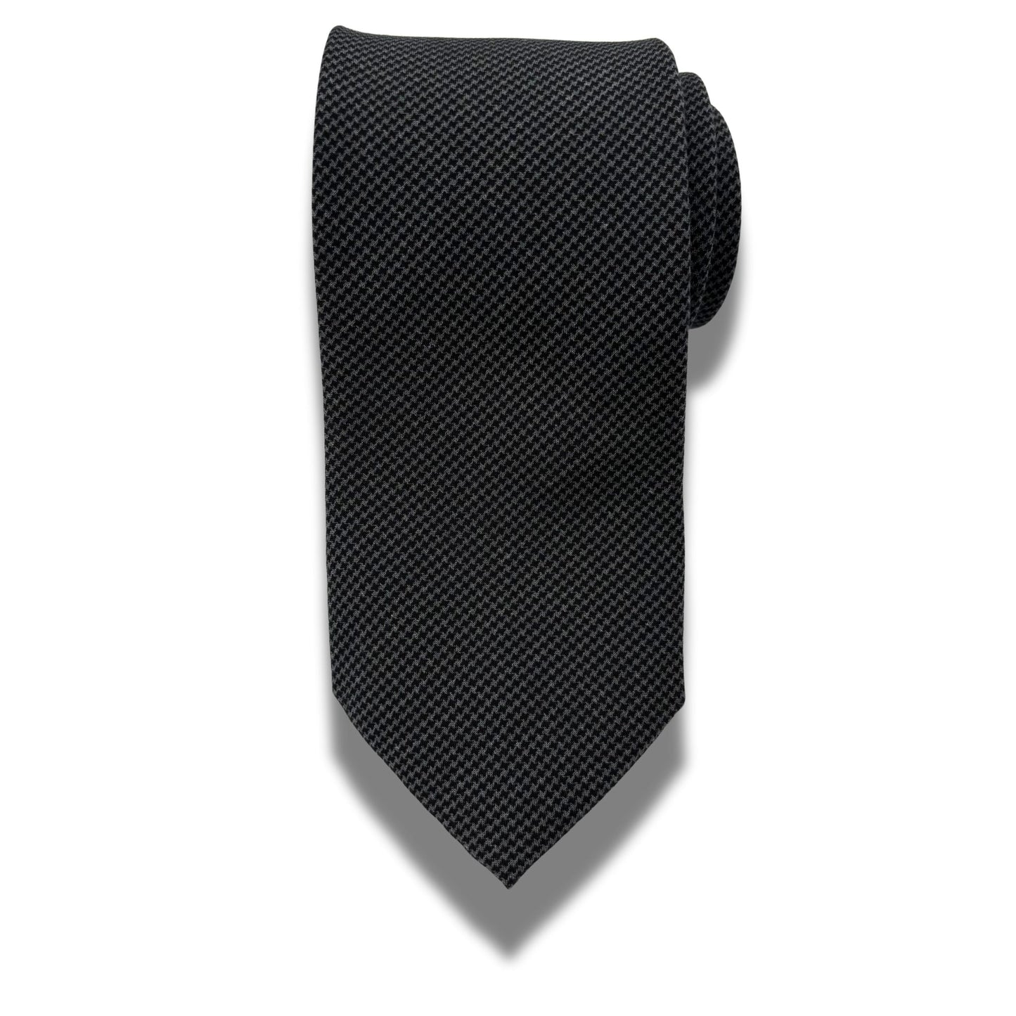 Slips, Grå tone-i-tone